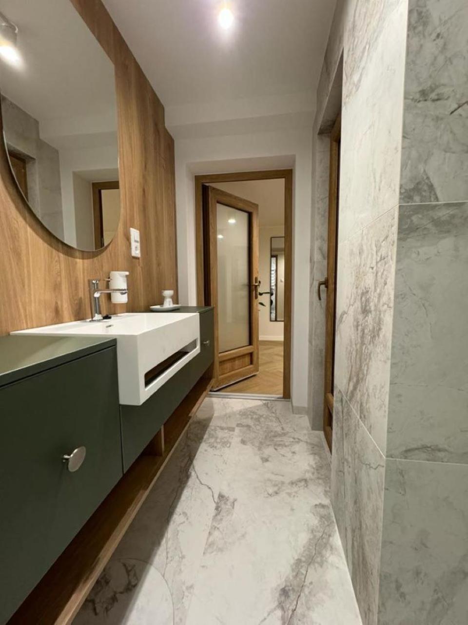 Apartament Ovoc 1.0 Chodzież Eksteriør billede